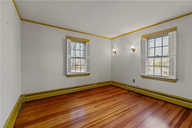 $749,999 | 237 Commonwealth Avenue, Warwick, RI 02886