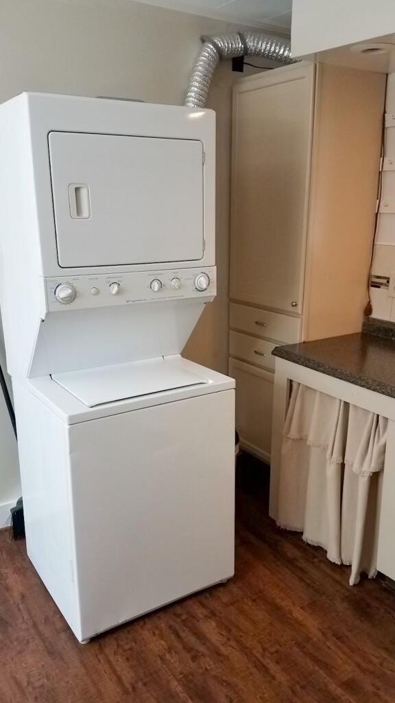 486 Union Street Bangor, ME 04401 - Photo 5 of 35 WasherDryer
