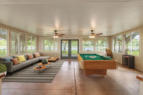 $365,000 | 4826 Highway 182, Patterson, LA 70392