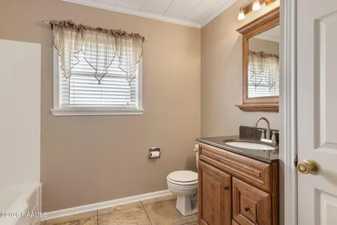 $365,000 | 4826 Highway 182, Patterson, LA 70392