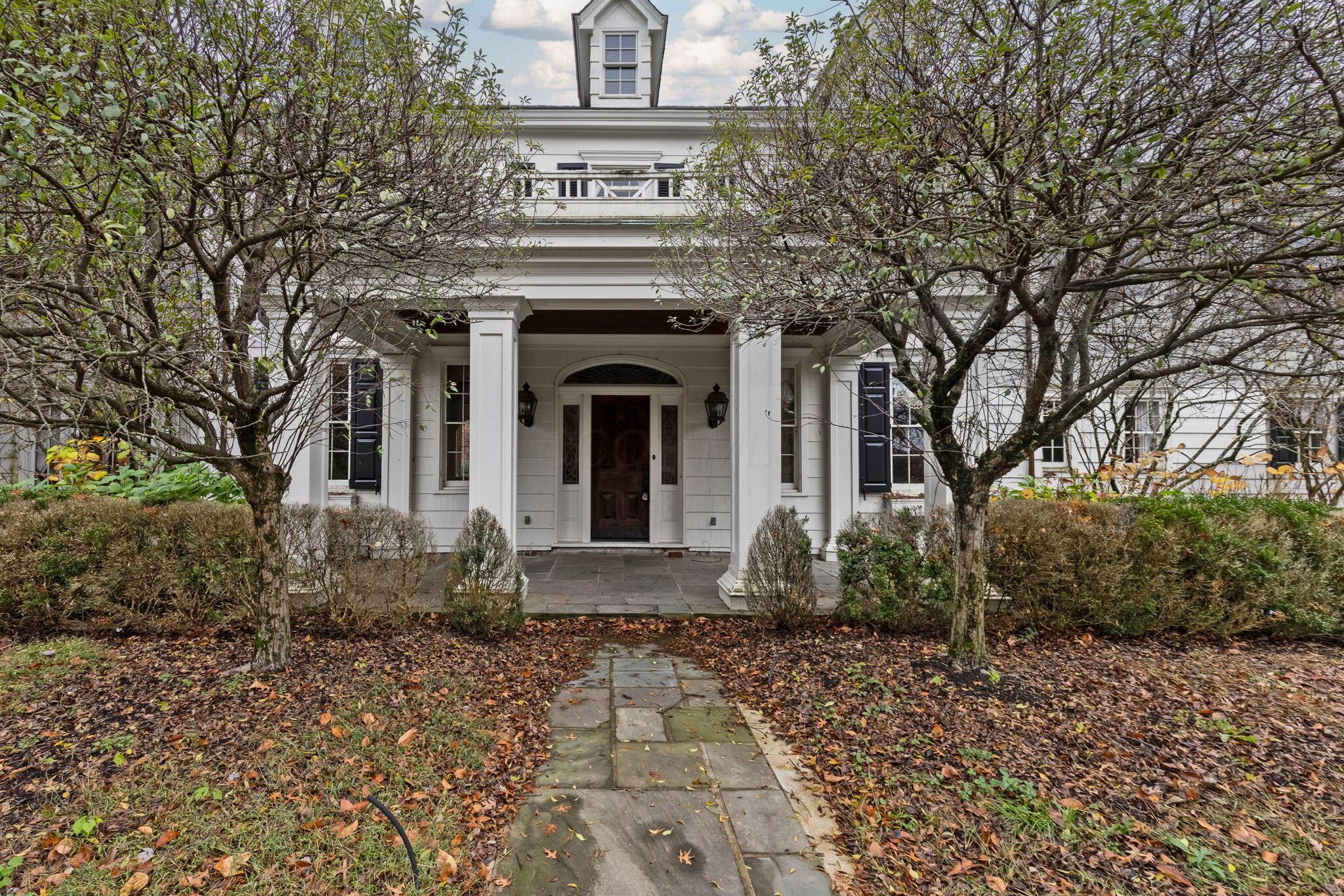7805 Brill Road Cincinnati, OH 45243 - Photo 9 of 139 9-web-or-mls-7805BrillRoad_Hommati102 (8