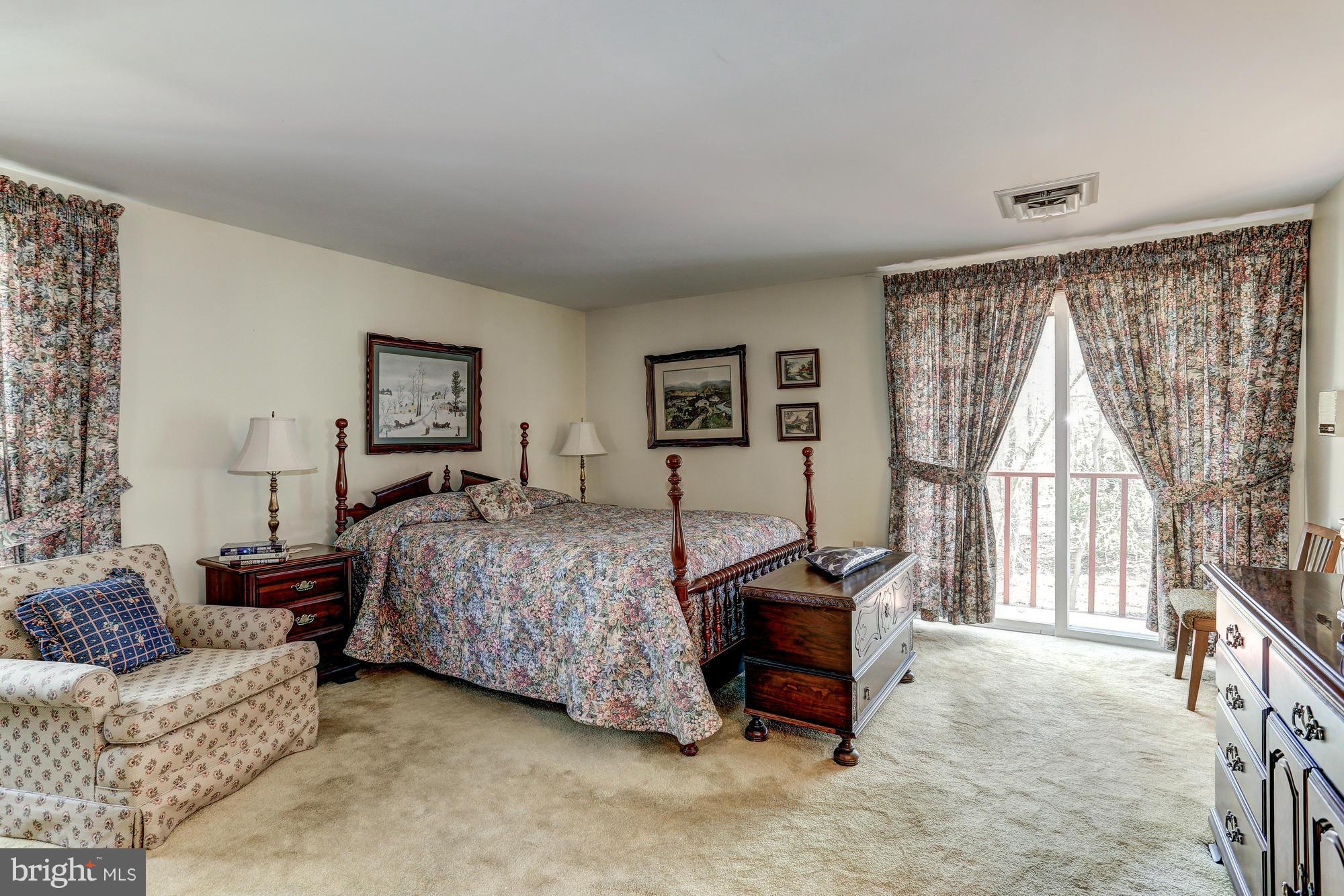 11808 Valley Road Fairfax, VA 22033 - Photo 16 of 26 Master Bedroom