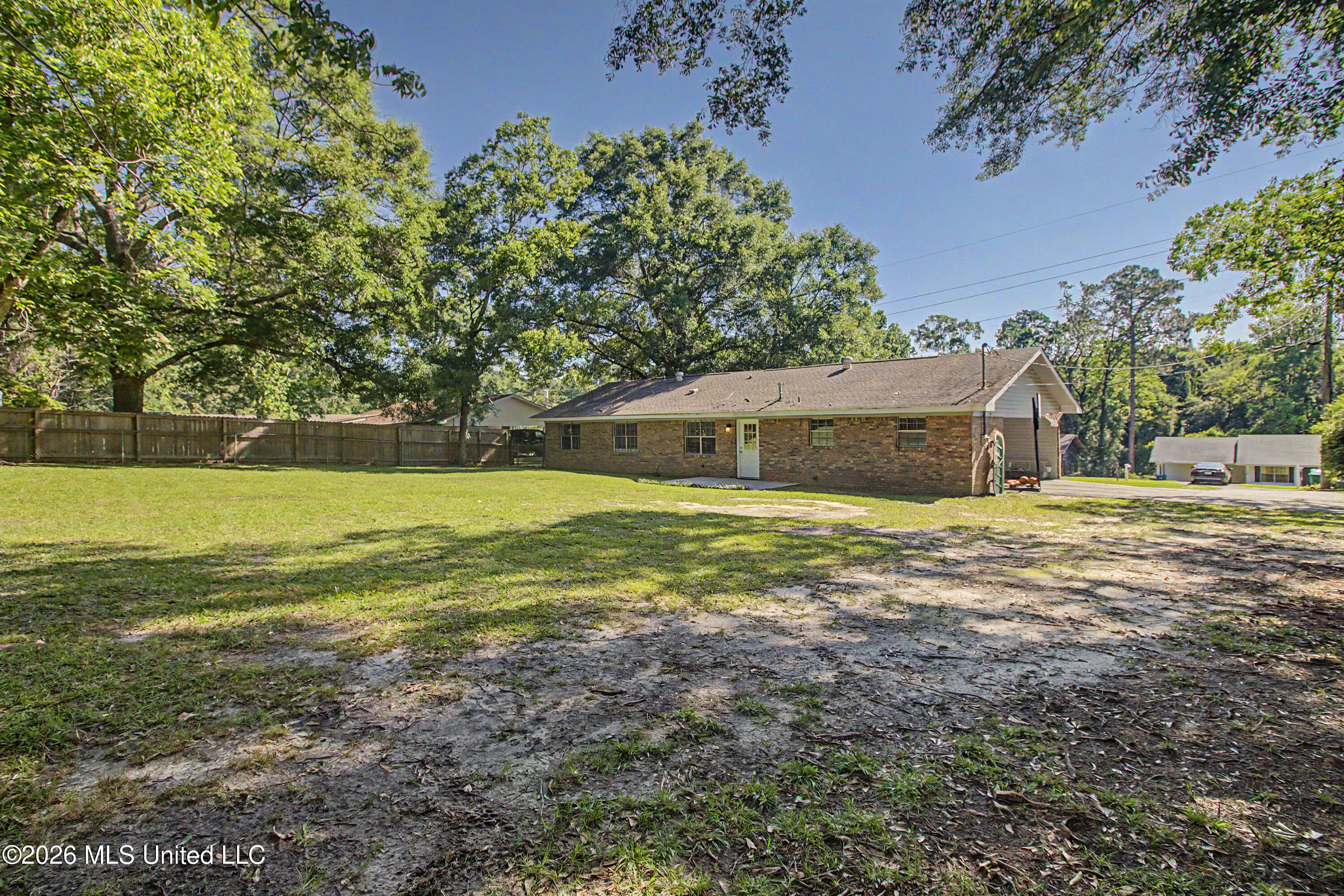 404 South Dorothy Street Wiggins, MS 39577 - Photo 4 of 24 16_51426 404 Dorothy