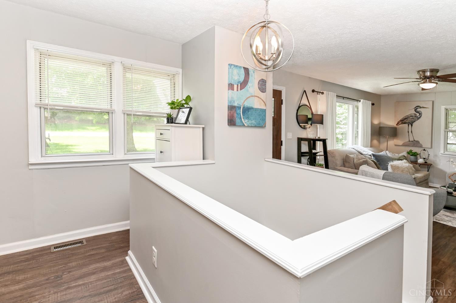 8252 Sibcy Road Maineville, OH 45039 - Photo 13 of 41