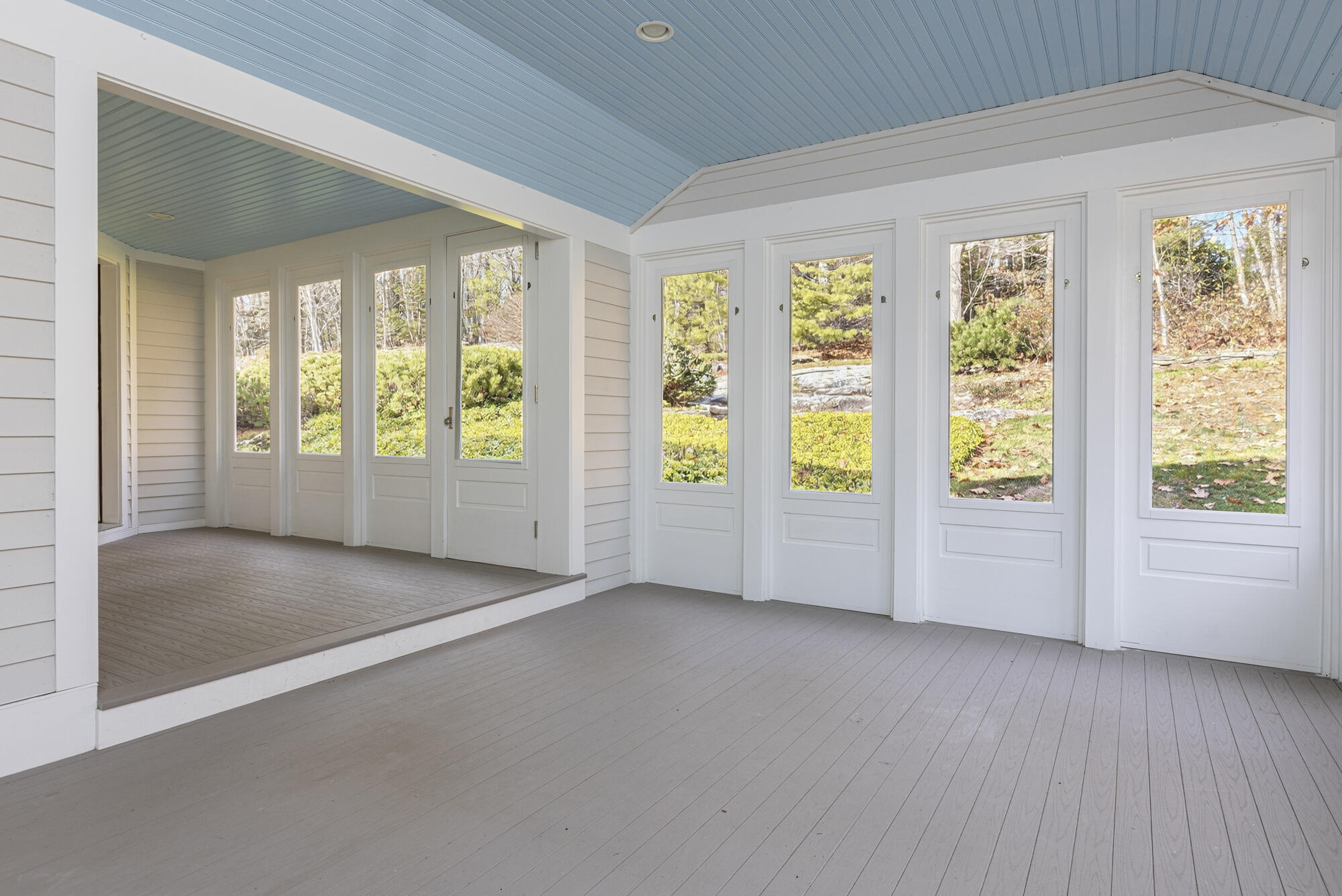 258 Foreside Road Cumberland Foreside, ME 04110 - Photo 10 of 86 Screened Porch