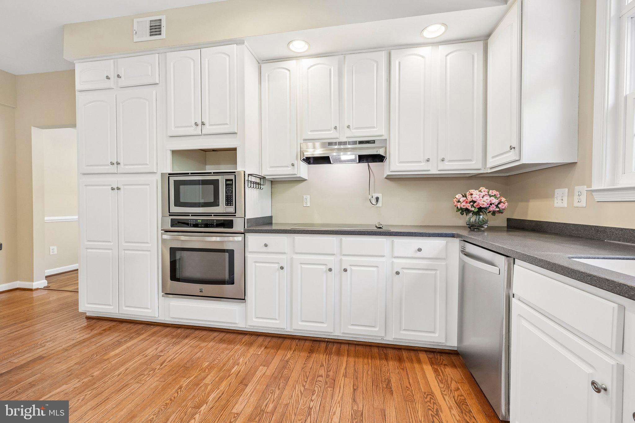 20547 Courier Ridge Place Ashburn, VA 20147 - Photo 19 of 76