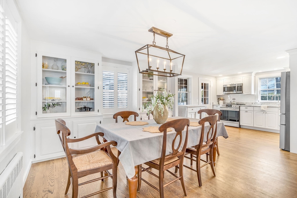 102 Pilgrim Road Concord, MA 01742 - Photo 2 of 18 Gallery Image 2