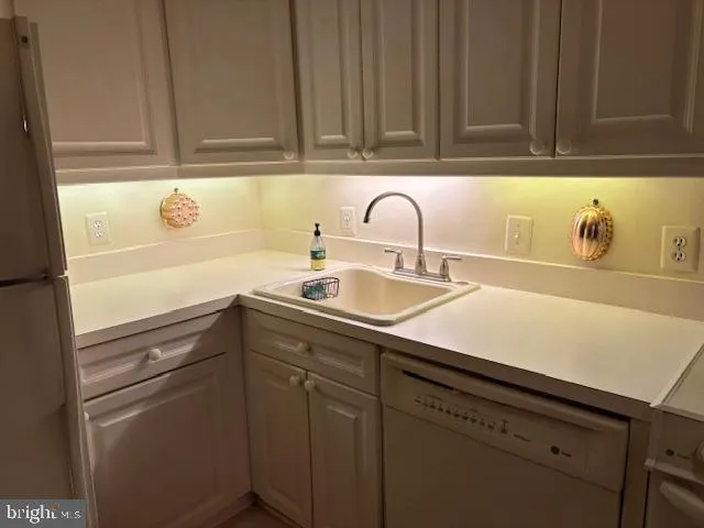 $2,350 | 5101 River Road, Unit 1911, Bethesda, MD 20816