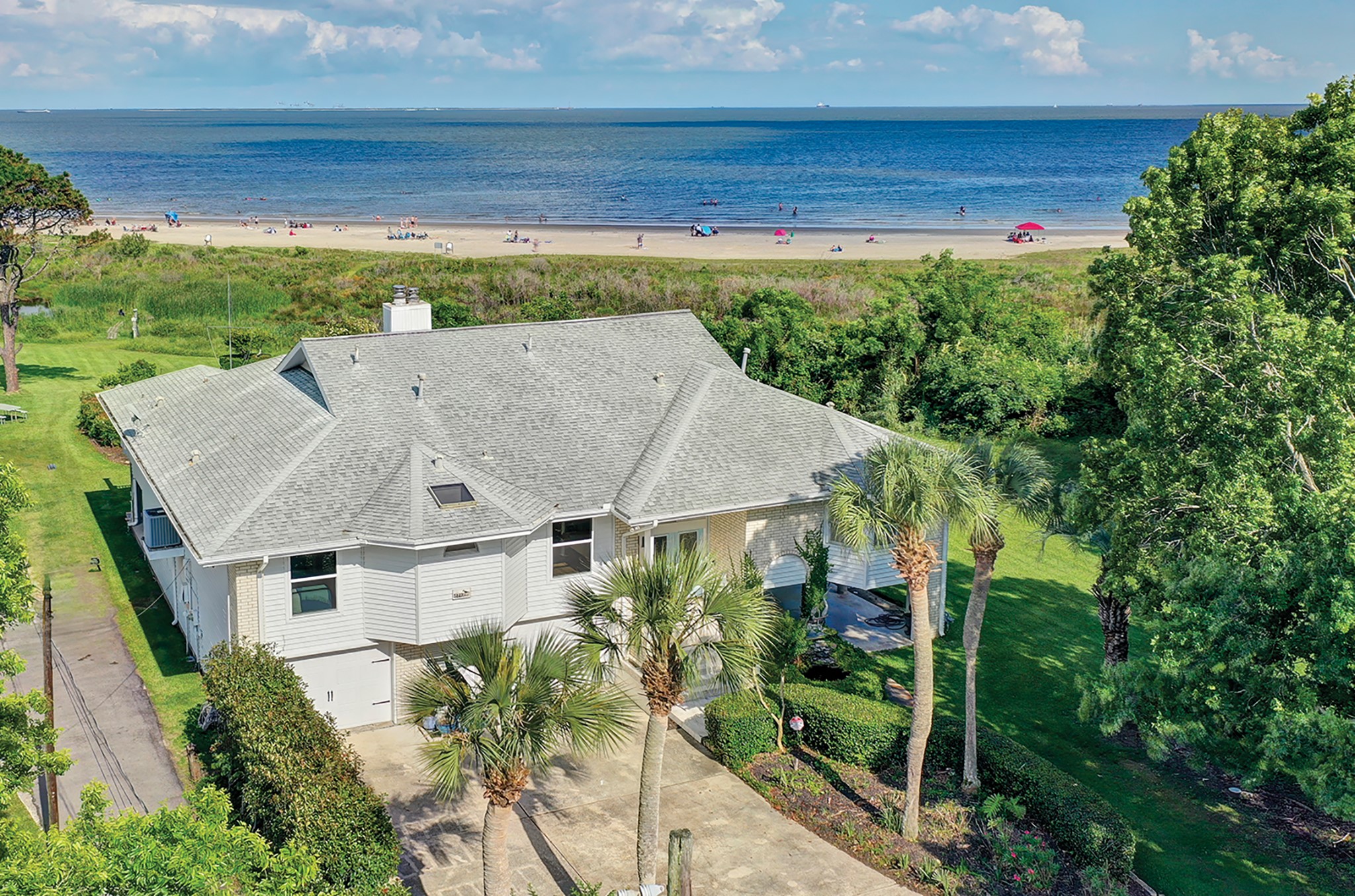 Welcome to 5113 Oleander- a gorgeous beachfront property!