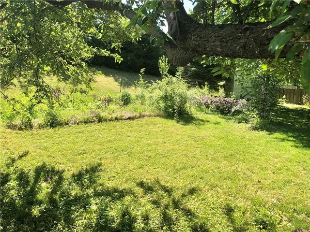 $220,000 | 3305 South 33rd Terrace, St. Joseph, MO 64503