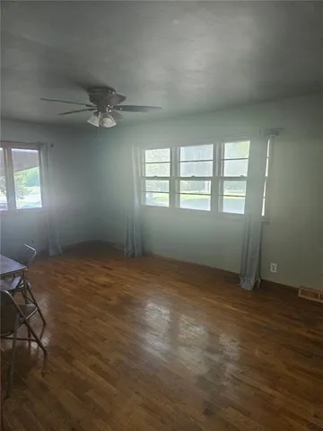 $235,000 | 3305 South 33rd Terrace, St. Joseph, MO 64503