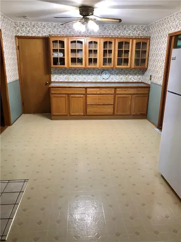 $220,000 | 3305 South 33rd Terrace, St. Joseph, MO 64503