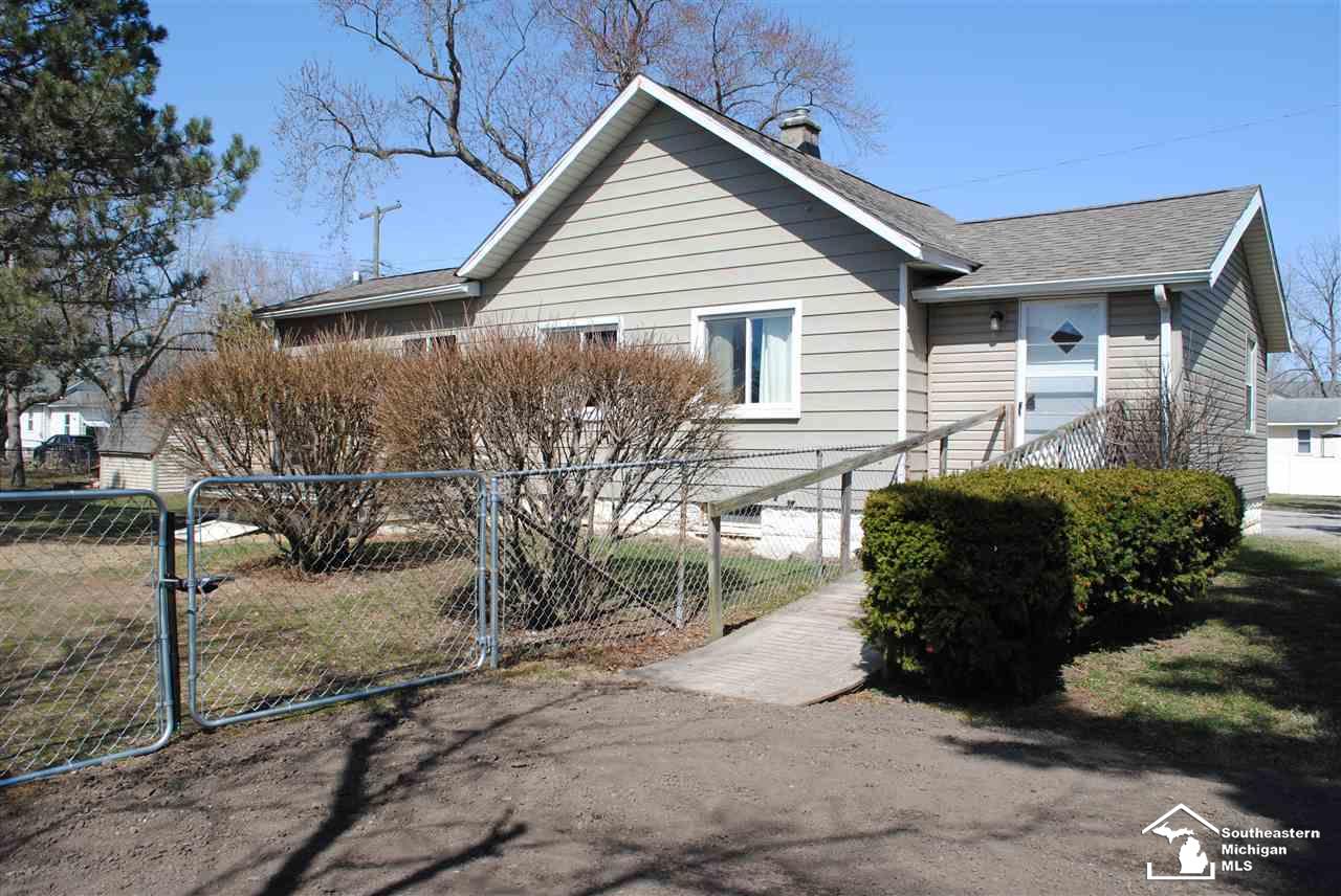 774 Rambow Drive Monroe, MI 48161 - Photo 1 of 28 50036785.JPG
