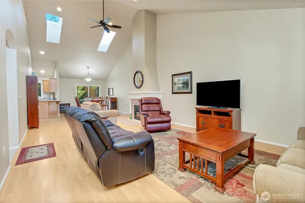 $495,000 | 16719 14th Ave Court South, Spanaway, WA 98387