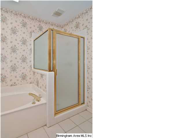 1107 Berwick Road Hoover, AL 35242 - Photo 18 of 32