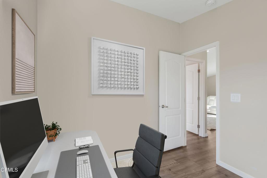 250 East Telegraph Road, Unit 155 Fillmore, CA 93015 - Photo 14 of 39 wooden floor and windows in a room