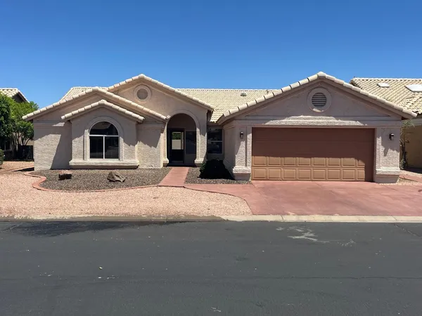 $2,250 | 10302 East Coopers Hawk Drive, Sun Lakes, AZ 85248
