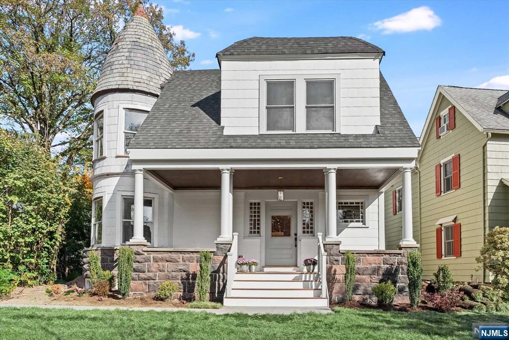 67 Clark Street Glen Ridge, NJ 07028 - Photo 1 of 36