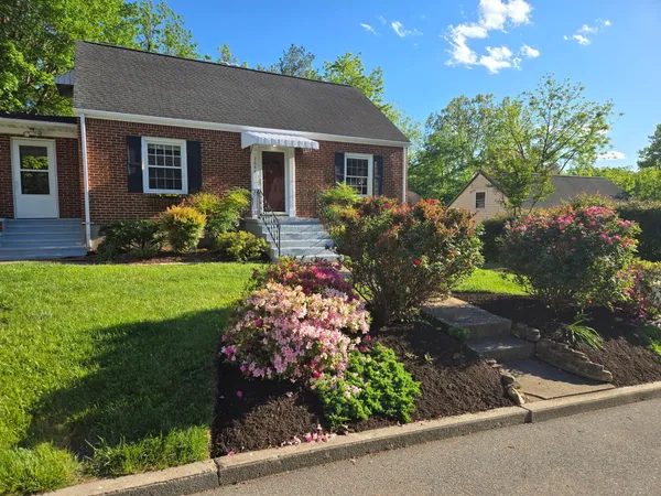 $339,000 | 2644 Fairway Drive Southwest, Roanoke, VA 24015