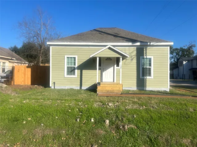 $2,400 | 602 Cordell Street, Houston, TX 77009