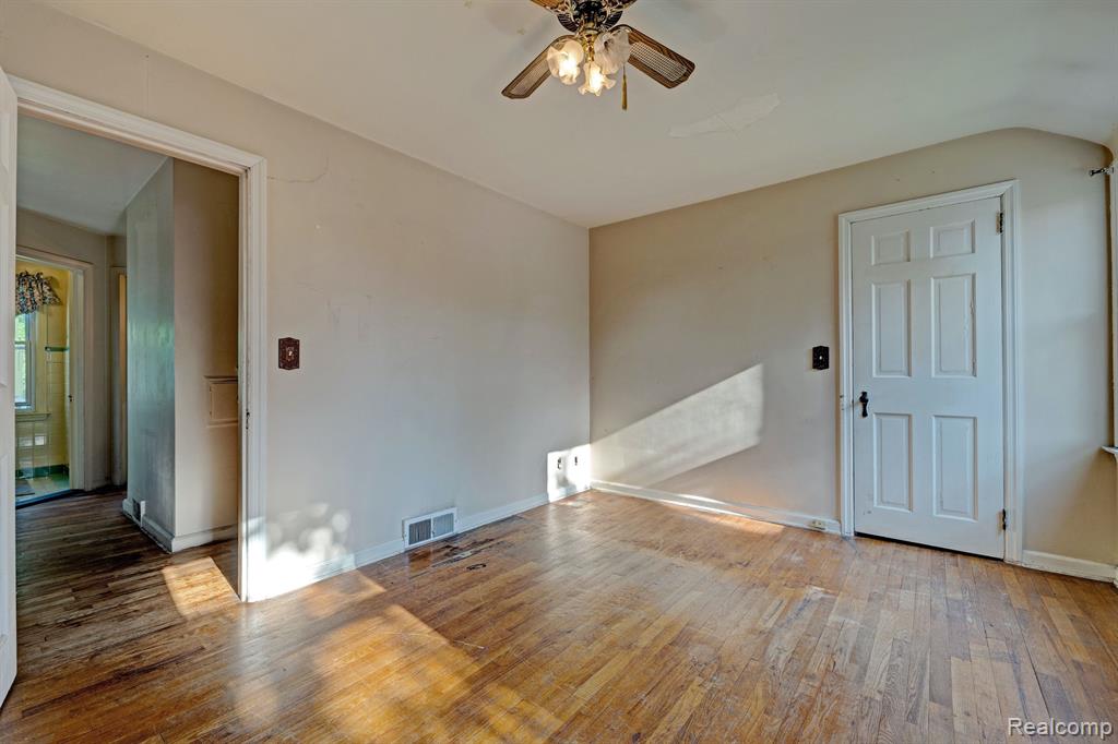 419 South State Road Davison, MI 48423 - Photo 34 of 65