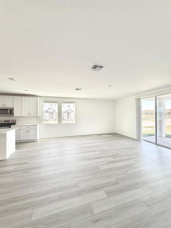 4555 Windy Oak Way St. Cloud, FL 34772 - Photo 8 of 31