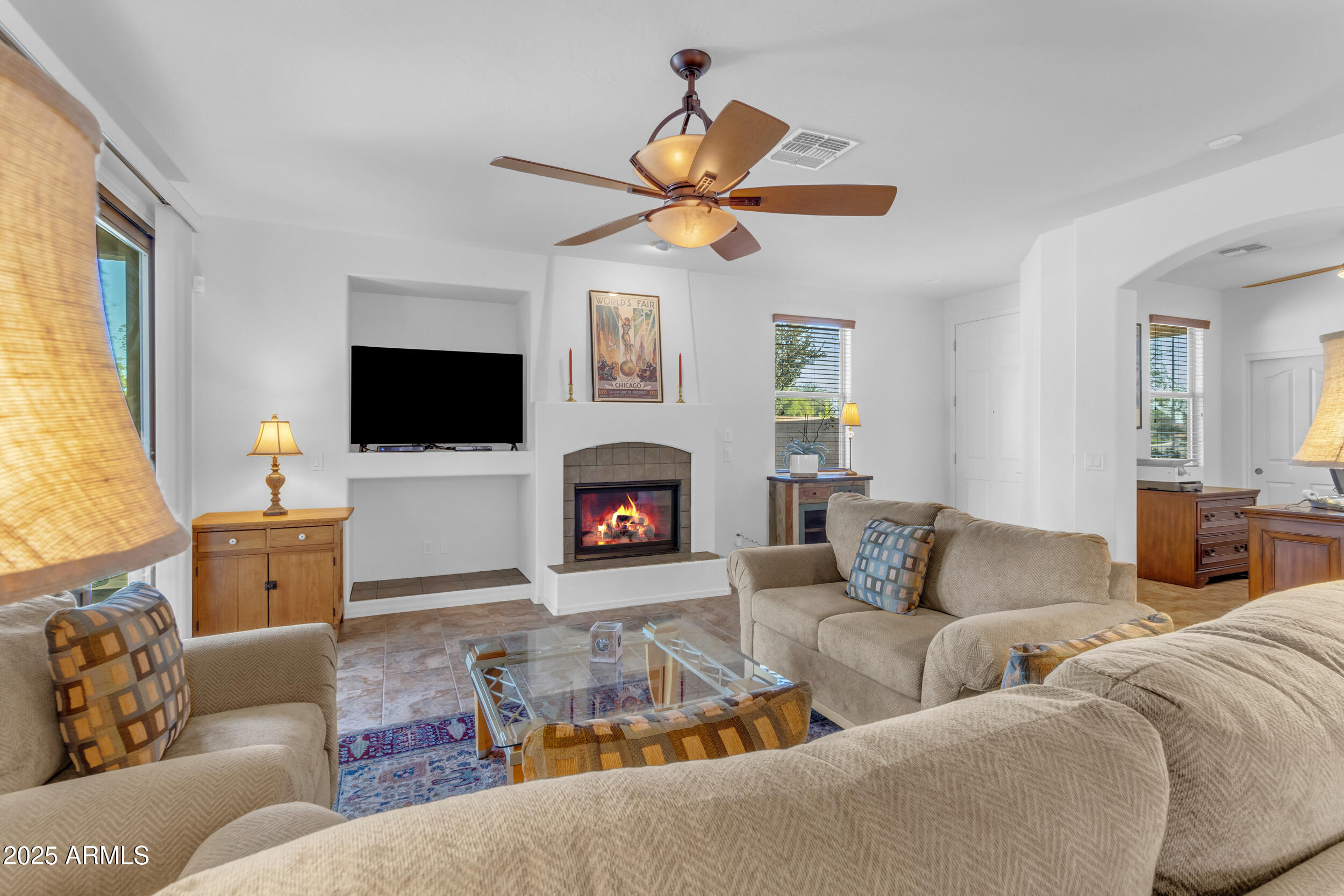 7304 West Beverly Road Laveen, AZ 85339 - Photo 10 of 52 Living Room