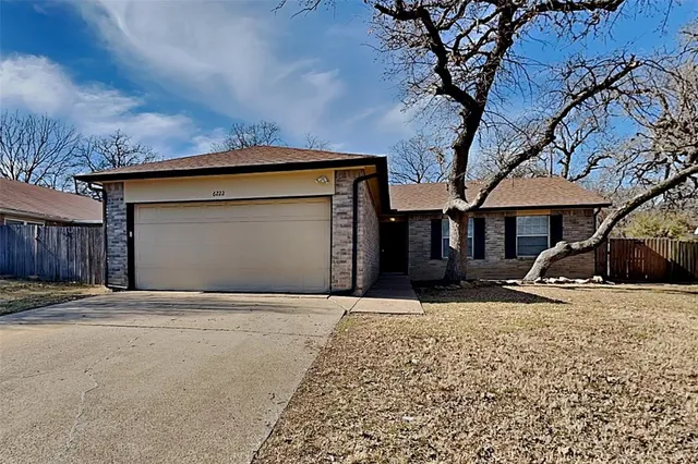 $1,945 | 6222 Springwood Drive, Arlington, TX 76001