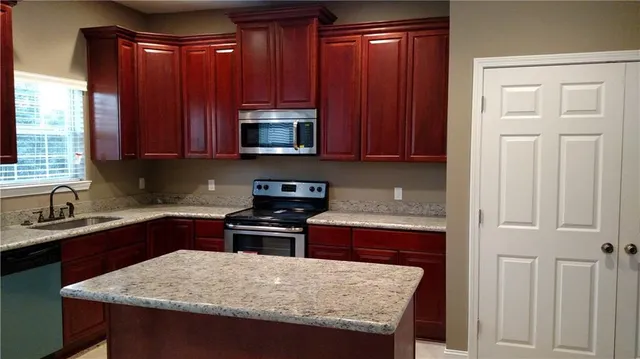 $1,950 | 5806 Catina Street, Unit A, New Orleans, LA 70124