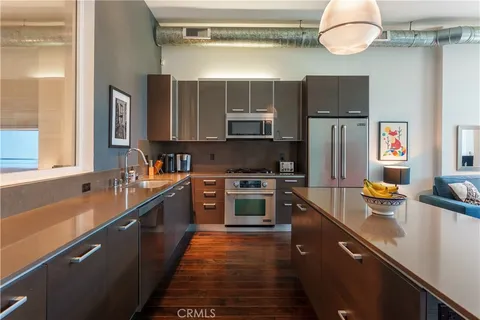 $1,089,000 | 13320 Beach Avenue, Unit 301, Marina del Rey, CA 90292