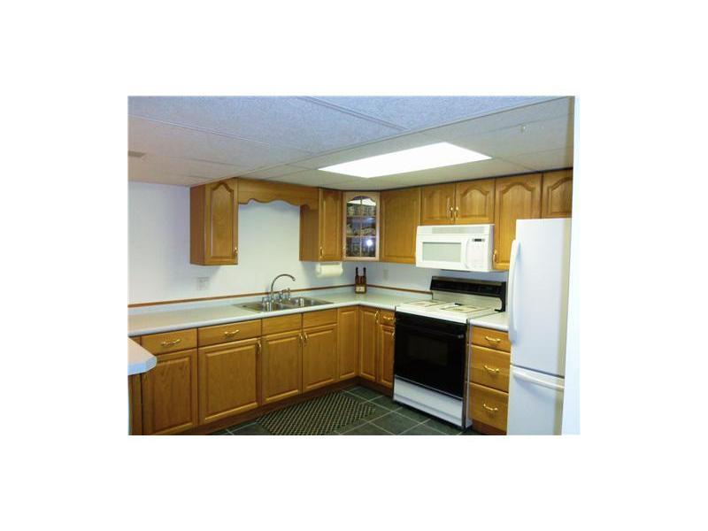 478 Rte 422 Butler, PA 16002 - Photo 3 of 16 Kitchen.