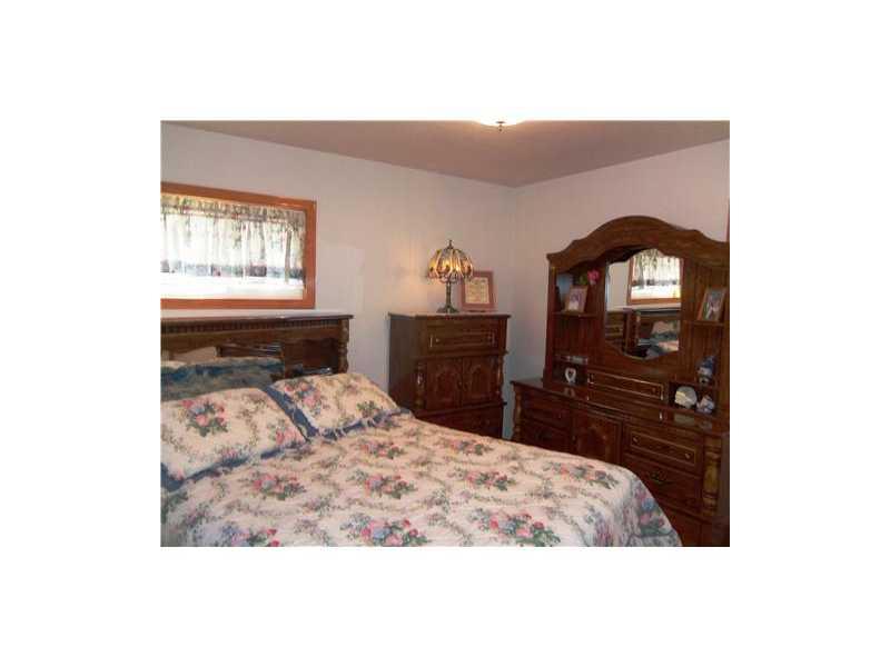 478 Rte 422 Butler, PA 16002 - Photo 8 of 16 Master Bedroom.