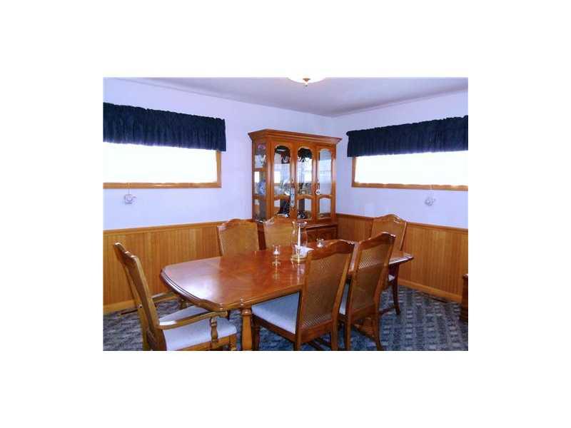 478 Rte 422 Butler, PA 16002 - Photo 10 of 16 Dining Room.