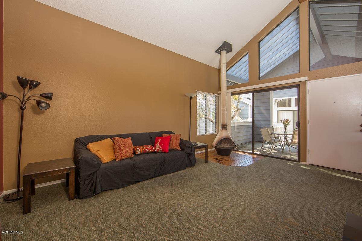 721 Arneill Road Camarillo, CA 93010 - Photo 5 of 27 721Arneil-14