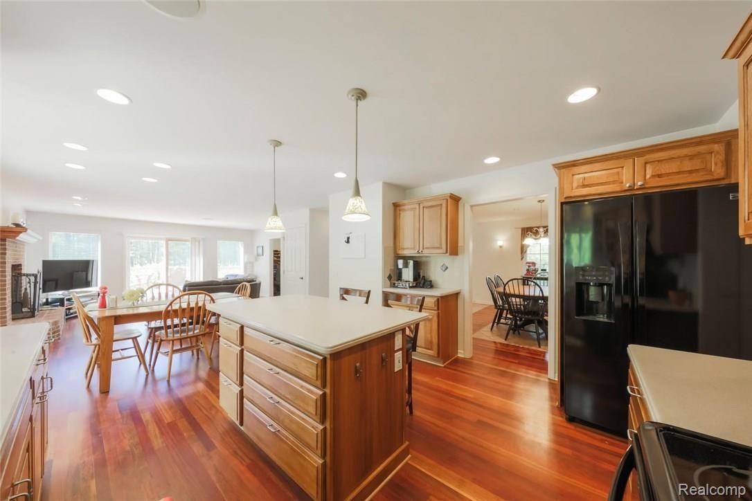 2396 Brighton Road Howell, MI 48843 - Photo 17 of 46 2396 Brighton Rd Howell MI-large-020-39-J7A6485-1500x1000-72dpi.jpg