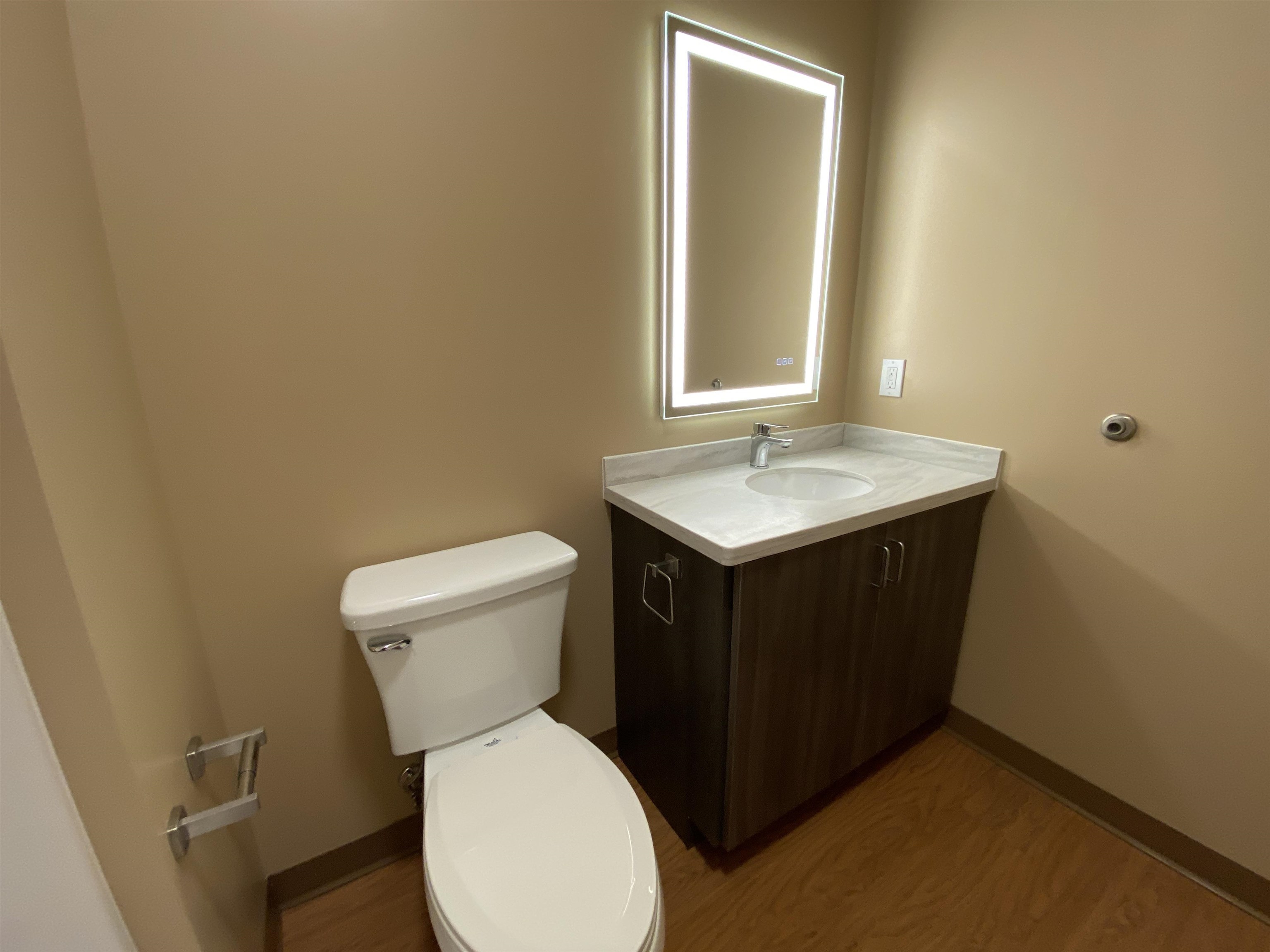 83 Hanover Street, Unit 508 Manchester, NH 03101 - Photo 26 of 46