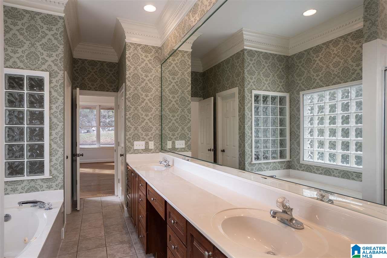 2408 Meadow Ridge Road Birmingham, AL 35242 - Photo 27 of 44