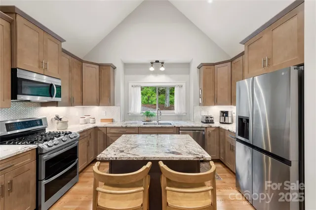 $844,000 | 68 Huckleberry Ridge Lane, Zirconia, NC 28790