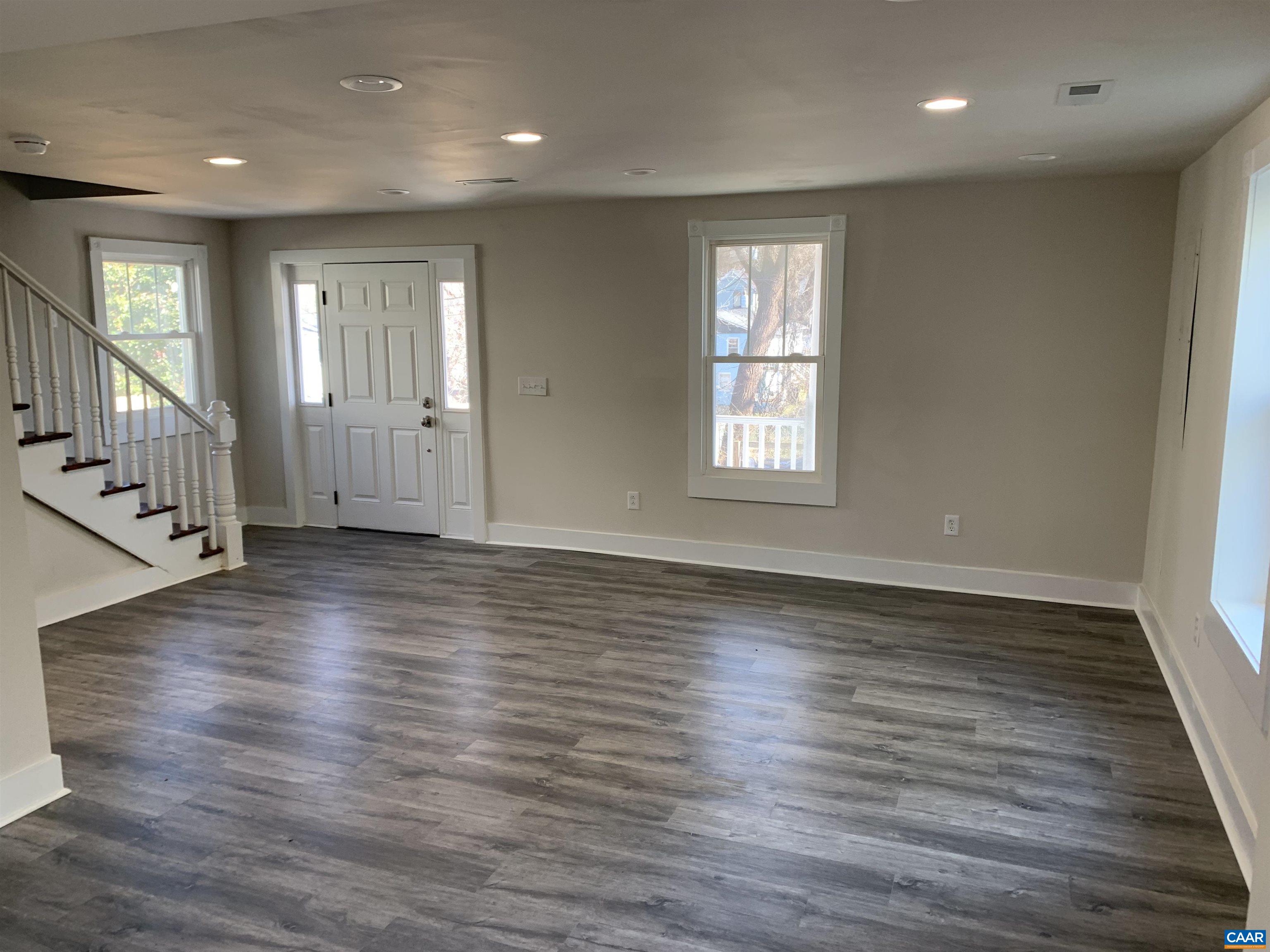 337 6th Street Southwest Charlottesville, VA 22903 - Photo 8 of 16 Living Room