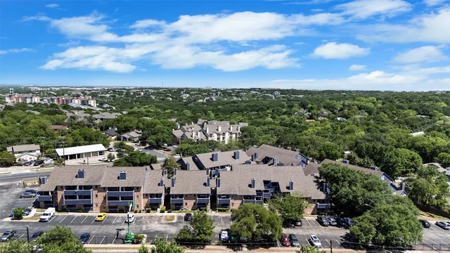 $1,150 | 2500 Burleson Road, Unit 401, Austin, TX 78741