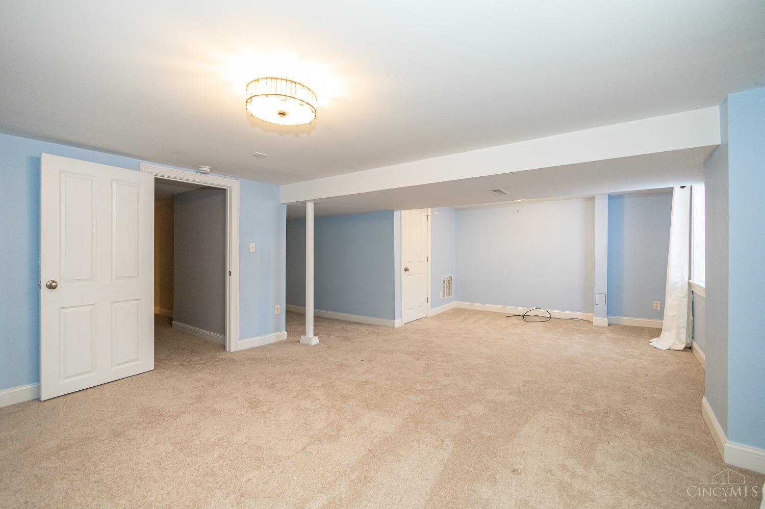 9740 Zig Zag Road Cincinnati, OH 45242 - Photo 35 of 41