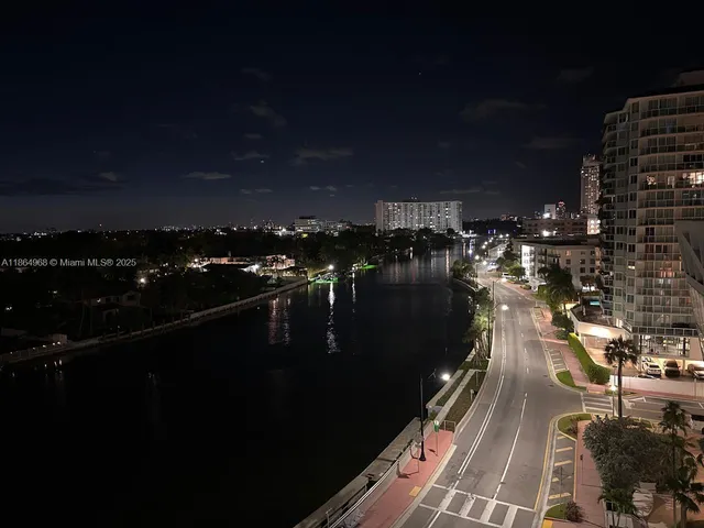 $590,000 | 3200 Collins Avenue, Unit 74, Miami Beach, FL 33140