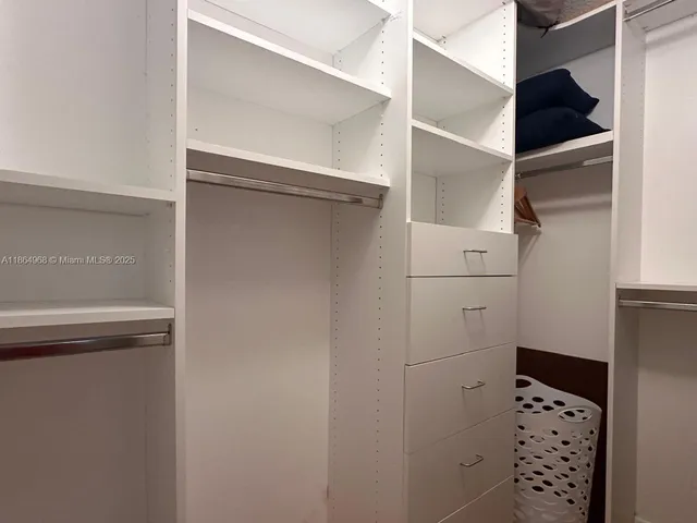 a walk in closet
