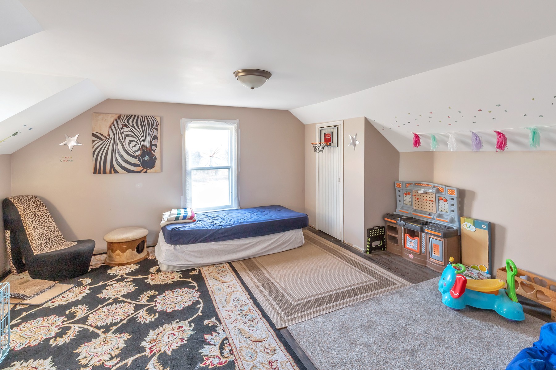 5970 South Lamont Road Springfield, TN 37172 - Photo 14 of 15 a bedroom with furniture and a window