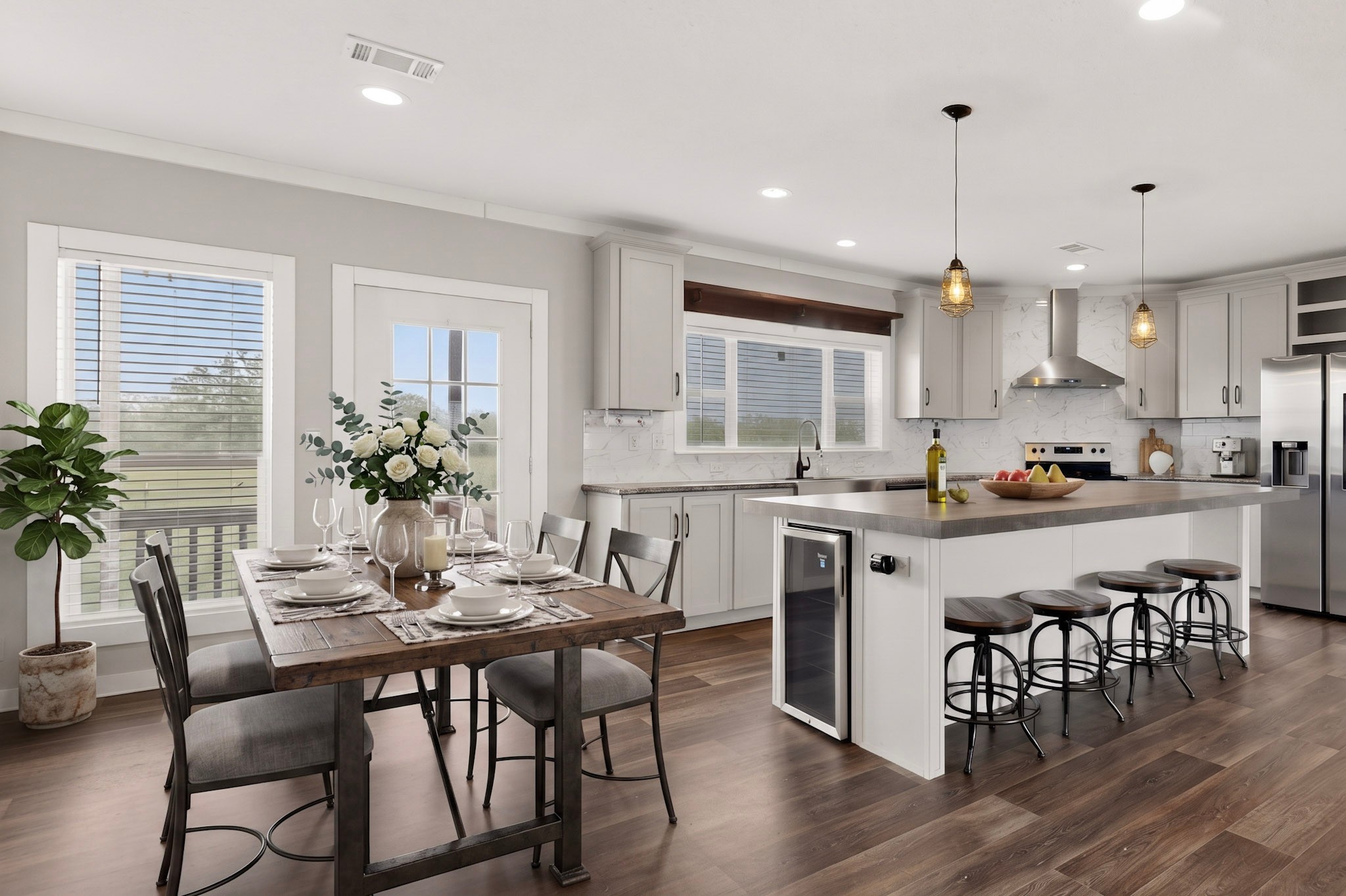 664 Garrett Road Yoakum, TX 77995 - Photo 3 of 39 Virtually Staged : Open-concept kitchen and dining area
