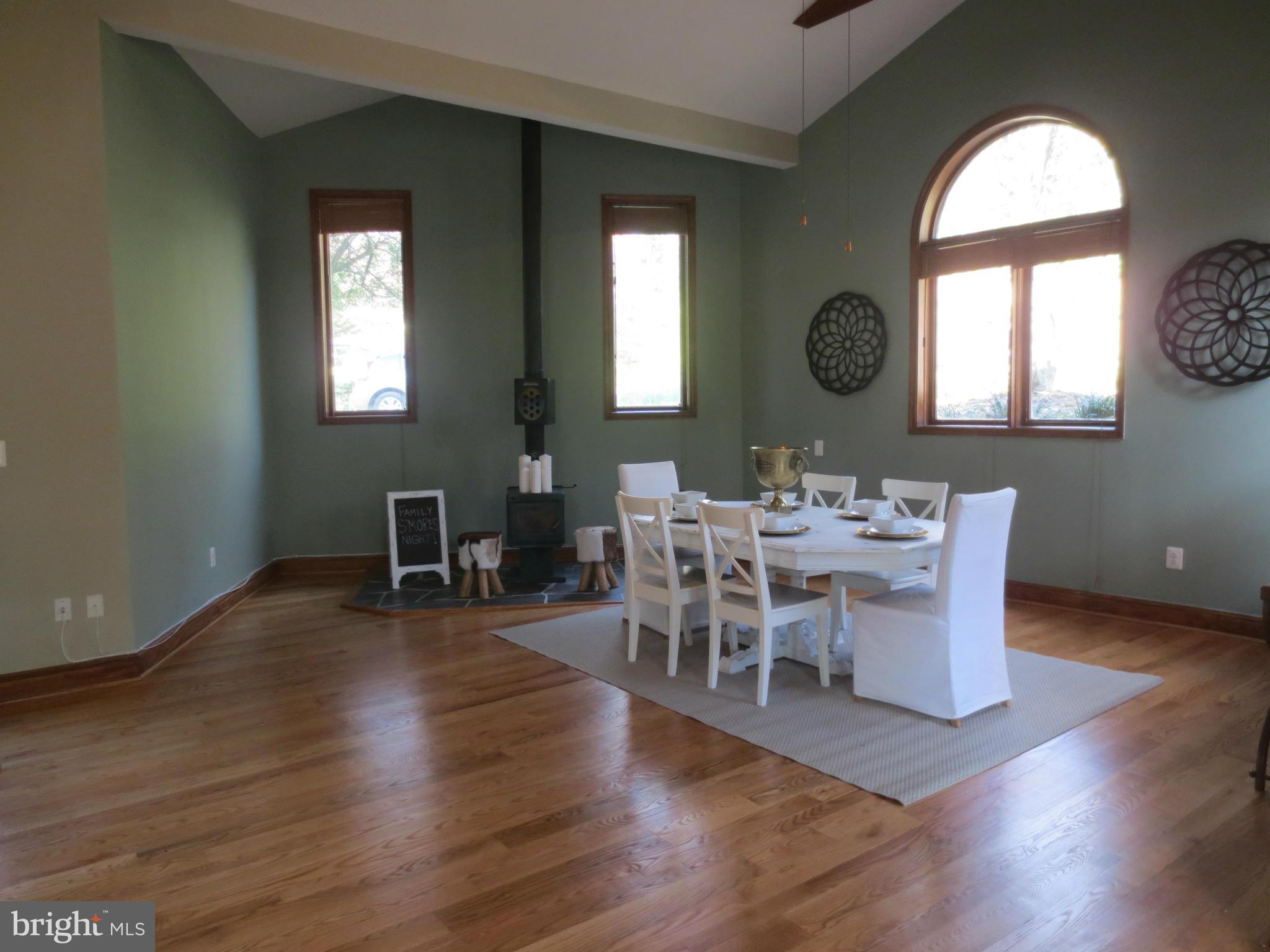 1305 Gahant Road Alexandria, VA 22308 - Photo 15 of 30 Dining Room