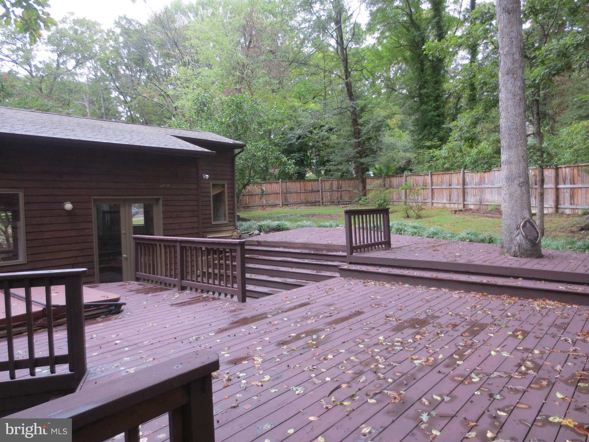 1305 Gahant Road Alexandria, VA 22308 - Photo 29 of 30 Exterior (Rear)