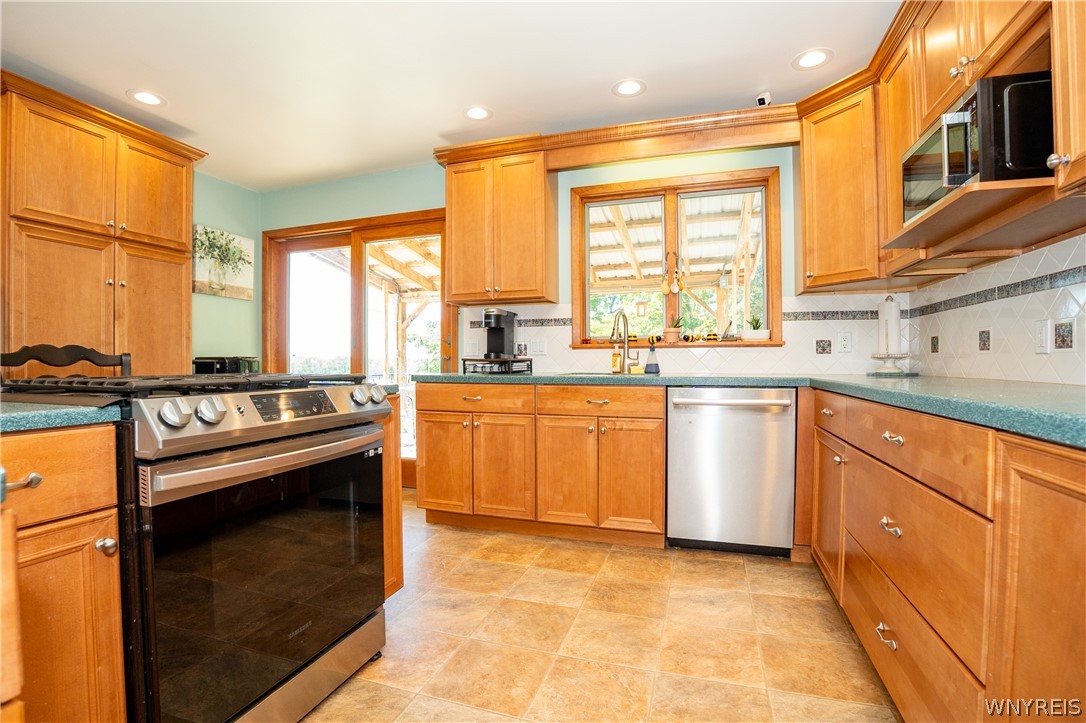 9943 Smith Road Dayton, NY 14138 - Photo 12 of 39