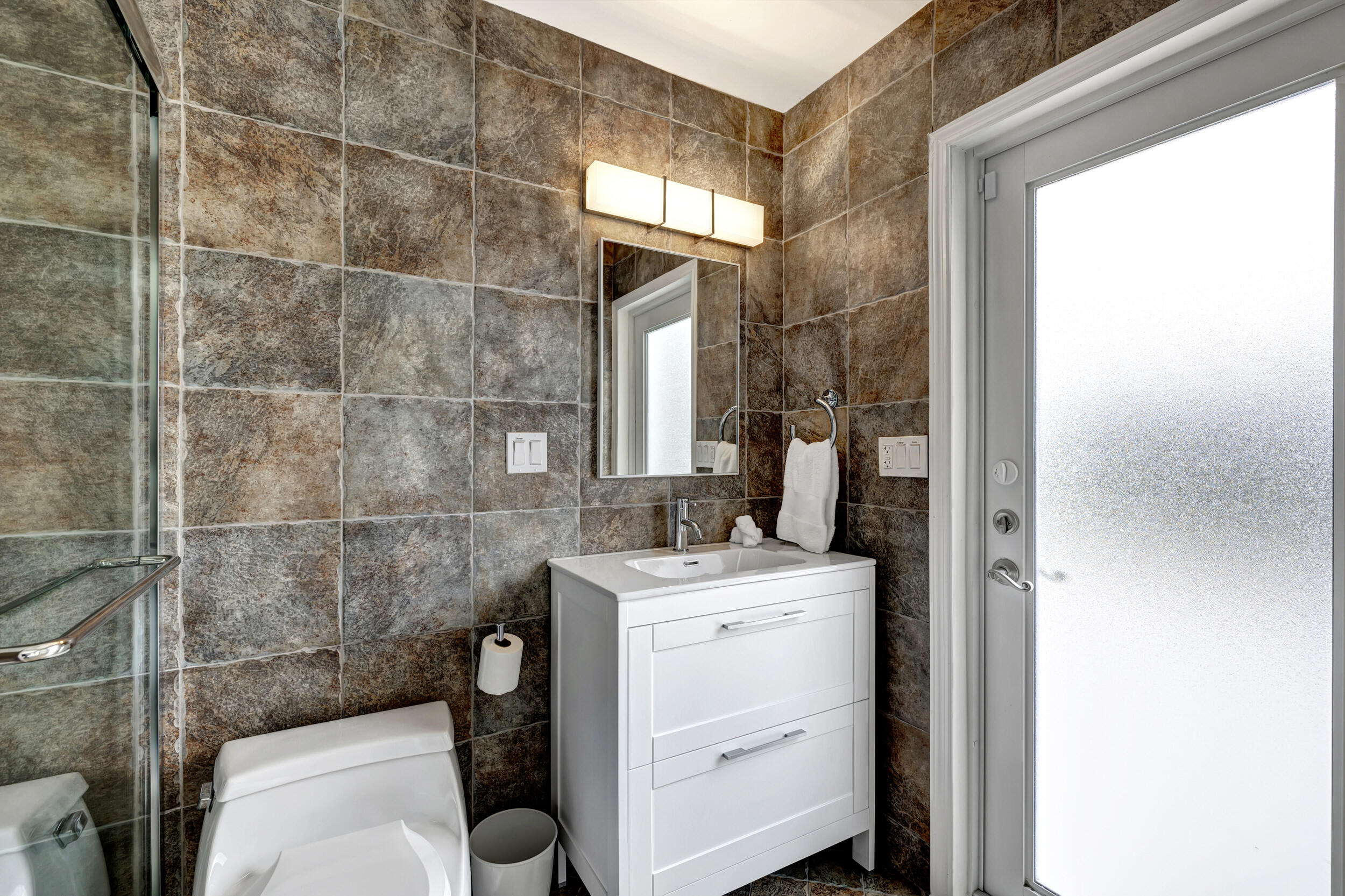 10714 Kirkaldy Lane Boca Raton, FL 33498 - Photo 16 of 33 Cabana Bath