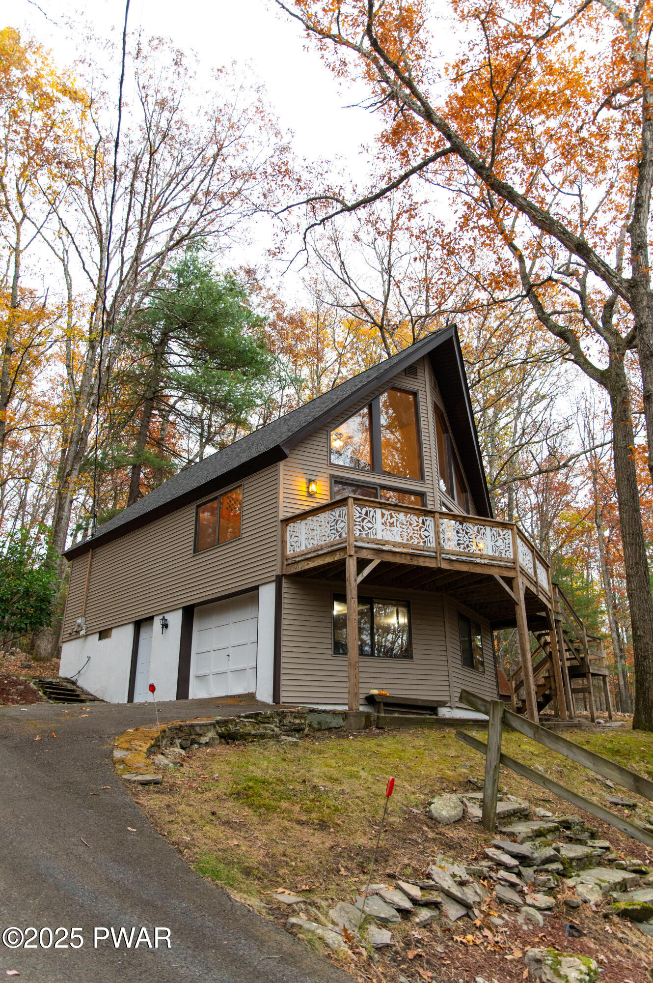 56 Cedar Ridge Road Hawley, PA 18428 - Photo 4 of 29 56 Cedar Ridge